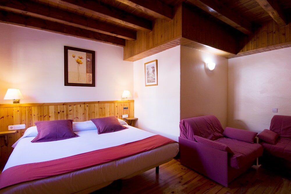 Фото Hostal El Bouquet