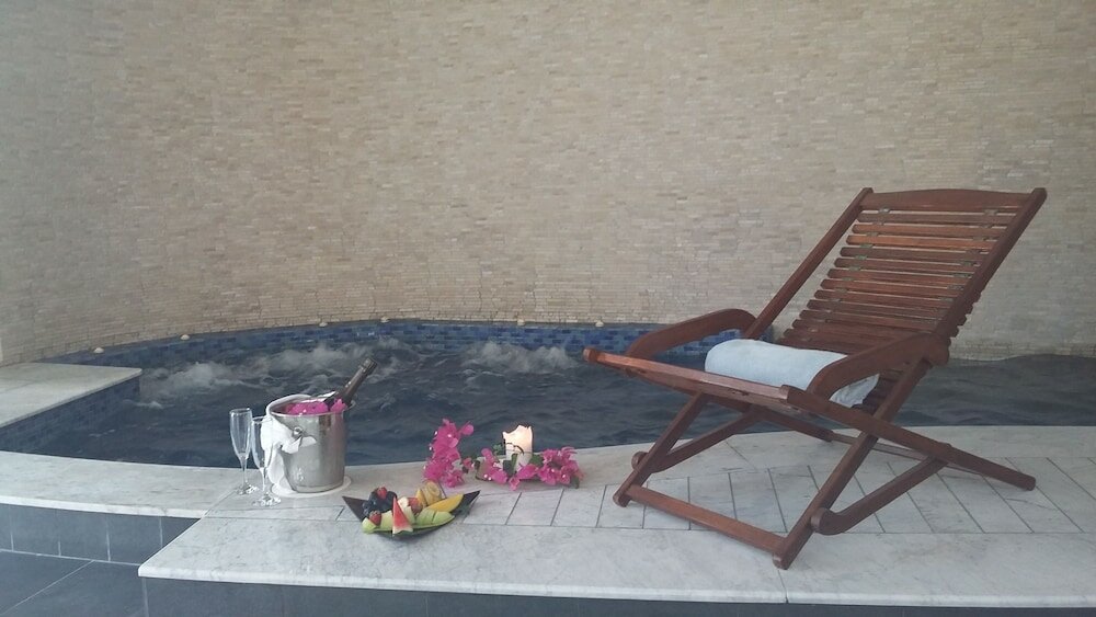 Фото Hotel Antinea Suites & SPA