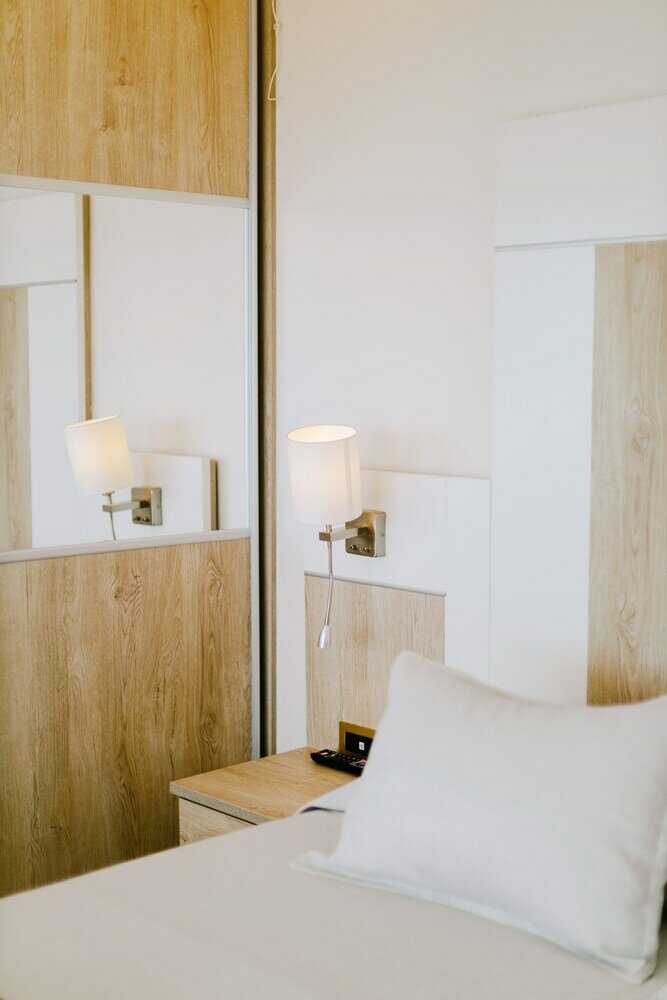 Фото The Three Graces