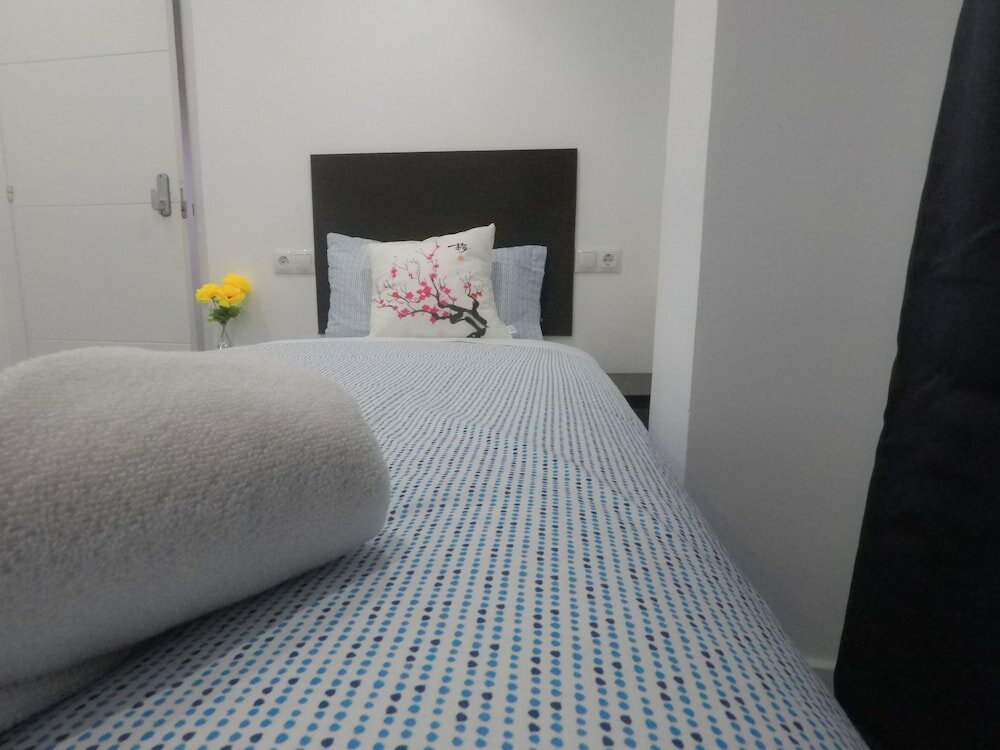 Фото A&z Frailes - Auto check-in property