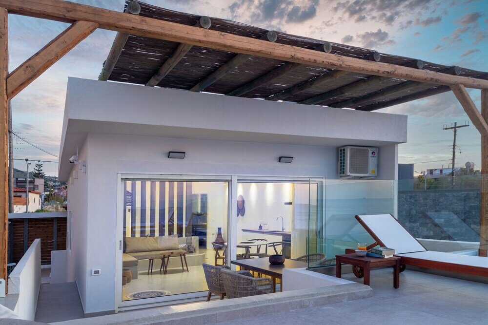 Фото Wave Suite by the Sea