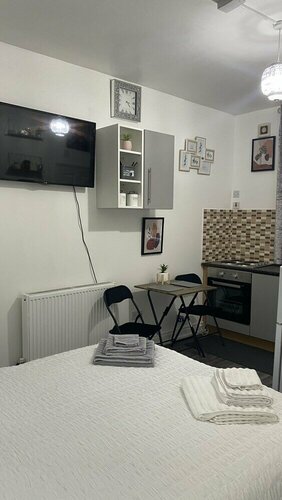 Гостиница Bvapartments-blackhouse F2 в Хаддерсфилде