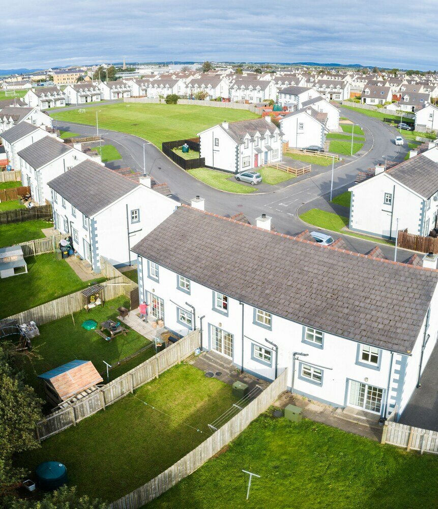 Фото Modern Central Three Bedroom House