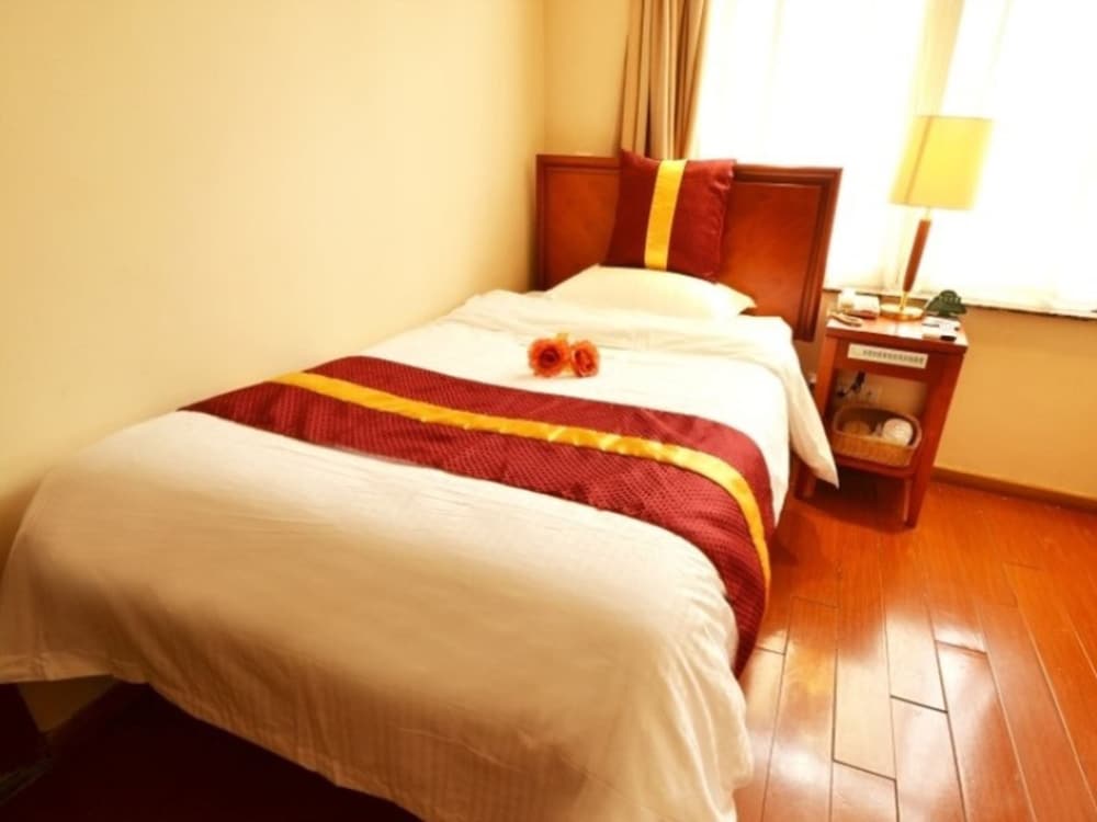 Фото Green Tree Inn Zhenjiang Zhongyang Street Rt-mart