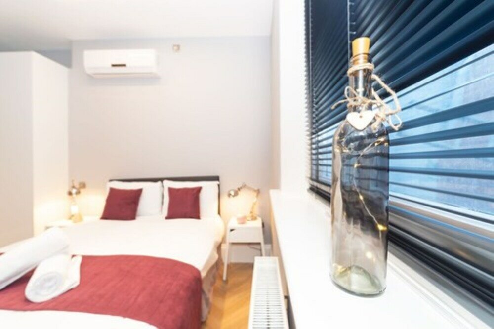 Фото Pml Apartments Southwick Street