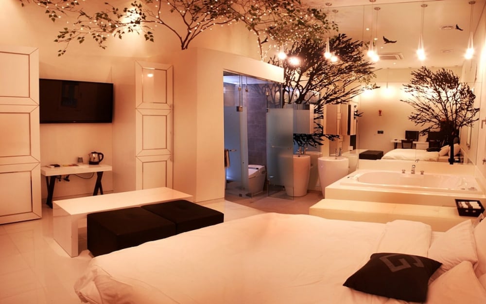 Фото Hotel Galaxy Tour Yeongdeungpo