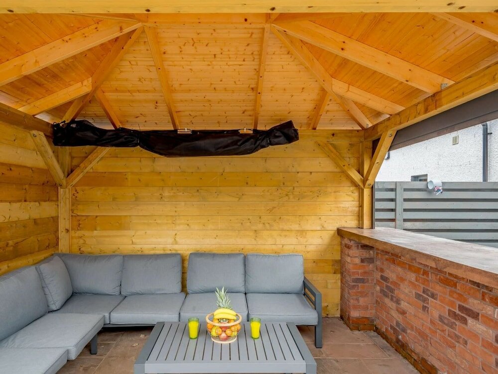 Фото Westertonhill Holiday Lodges