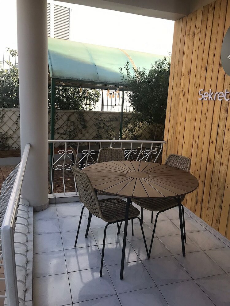 Фото Tirana City Rooms