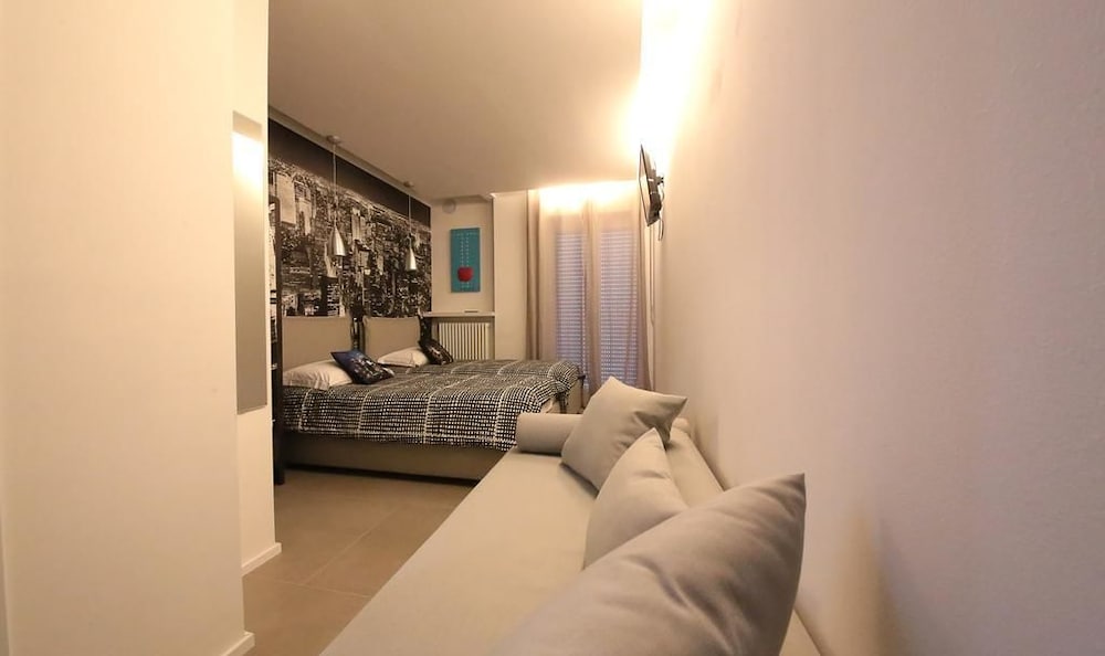 Фото Affittacamere Smile Accomodation