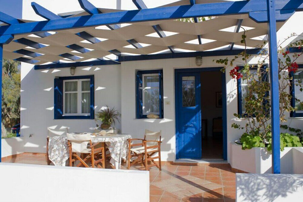 Фото Nikos Sea view apts Milos