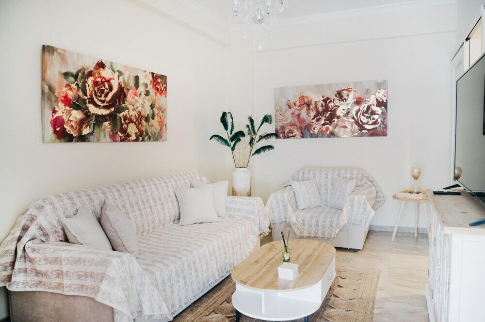 Фото Best House Saint John New Port of Patras