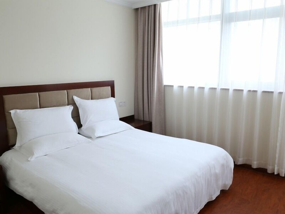 Фото GreenTree Inn Wuxi New District North Changjiang Road Jincheng Road Express Hotel