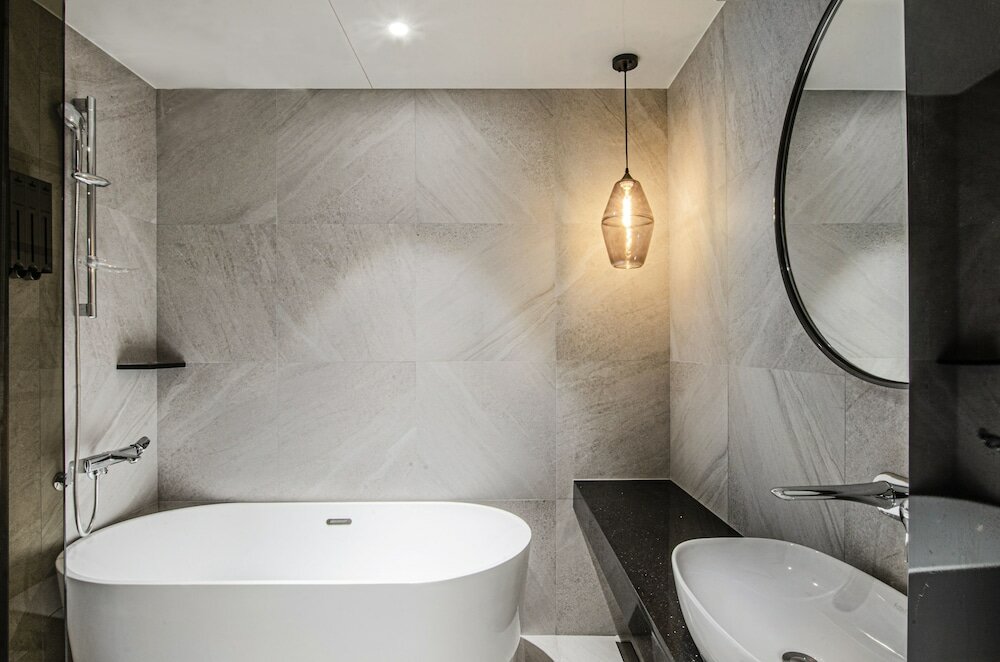 Фото Hotel The Castle 2