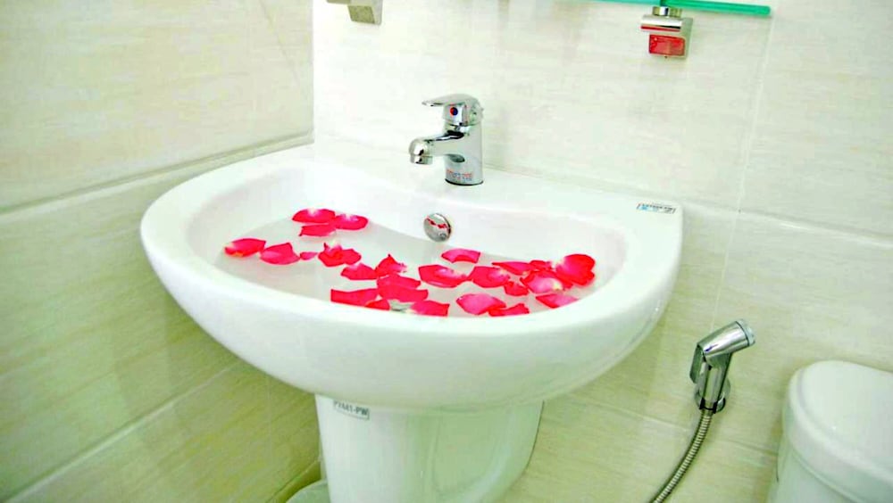 Фото Ailen Garden Hotel