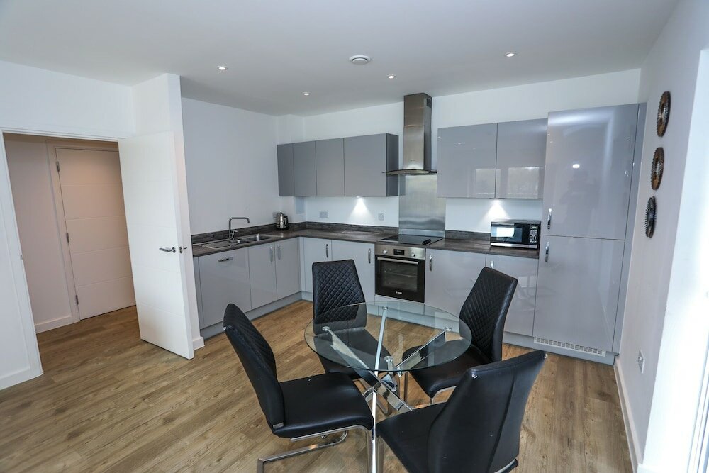 Фото Exquisite One Bed Apartment