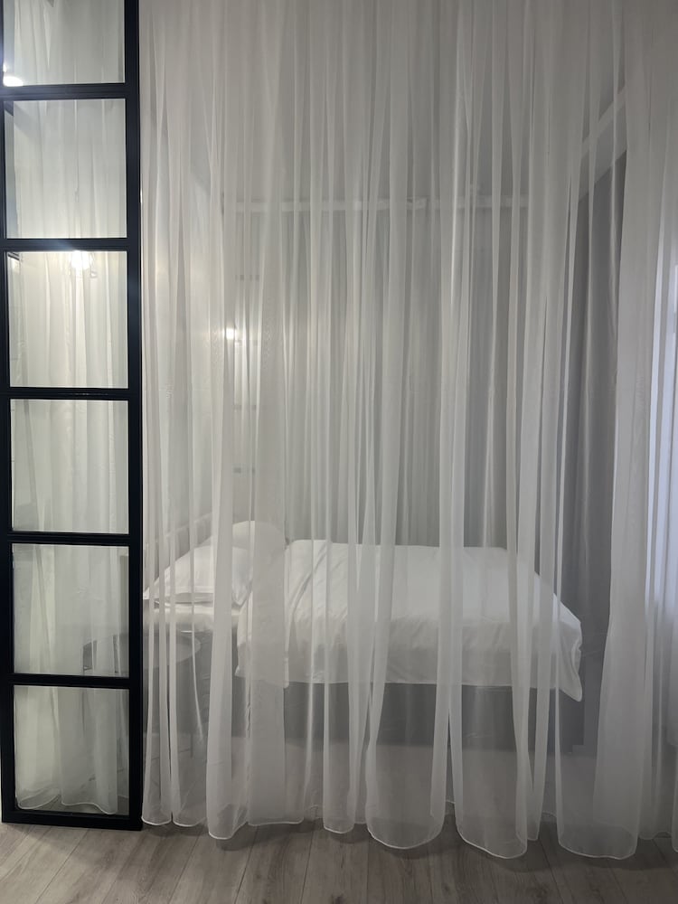 Фото Rooftop City View apartments