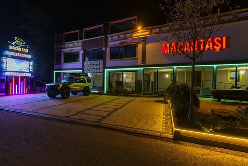 Гостиница MacarTaşı Hotel в Мачке