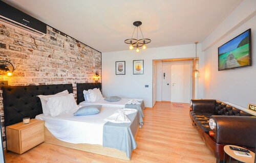 Гостиница Adams Studio Cismigiu Gardens - Smart TV - Free Wifi - Panoramic View в Бухаресте