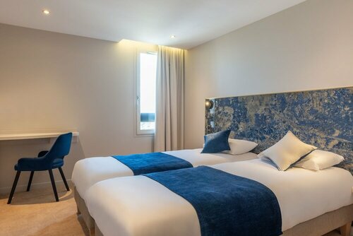 Гостиница The Originals Boutique, Hôtel Porte de Dieppe