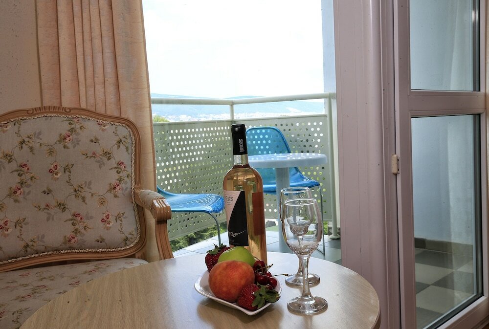 Фото Grand Hotel Oasis