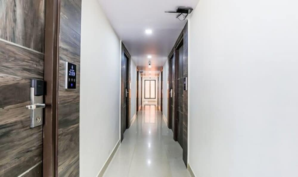 Фото Fabhotel Khb Tower