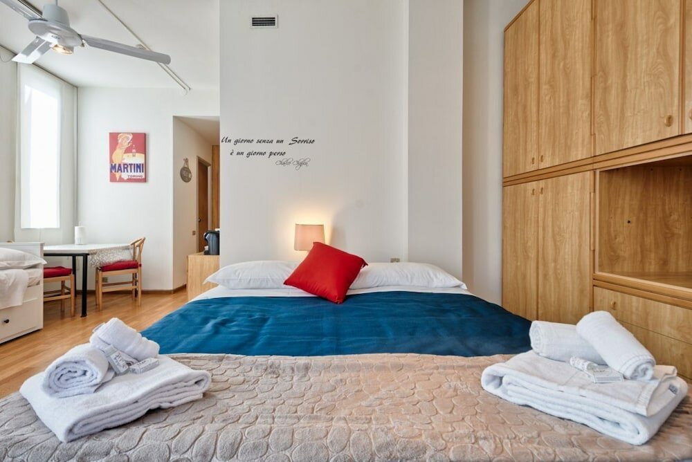 Фото Porta Nuova & Valentino Apartment