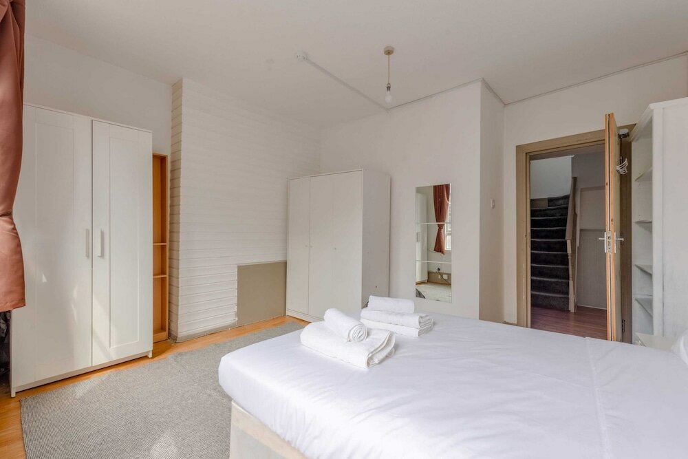 Фото 2bd Flat With Private Balcony - Shoreditch