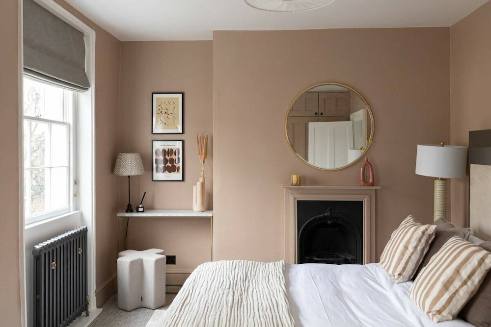 Фото The Southwark Arms - Glamorous 5bdr House With Garden