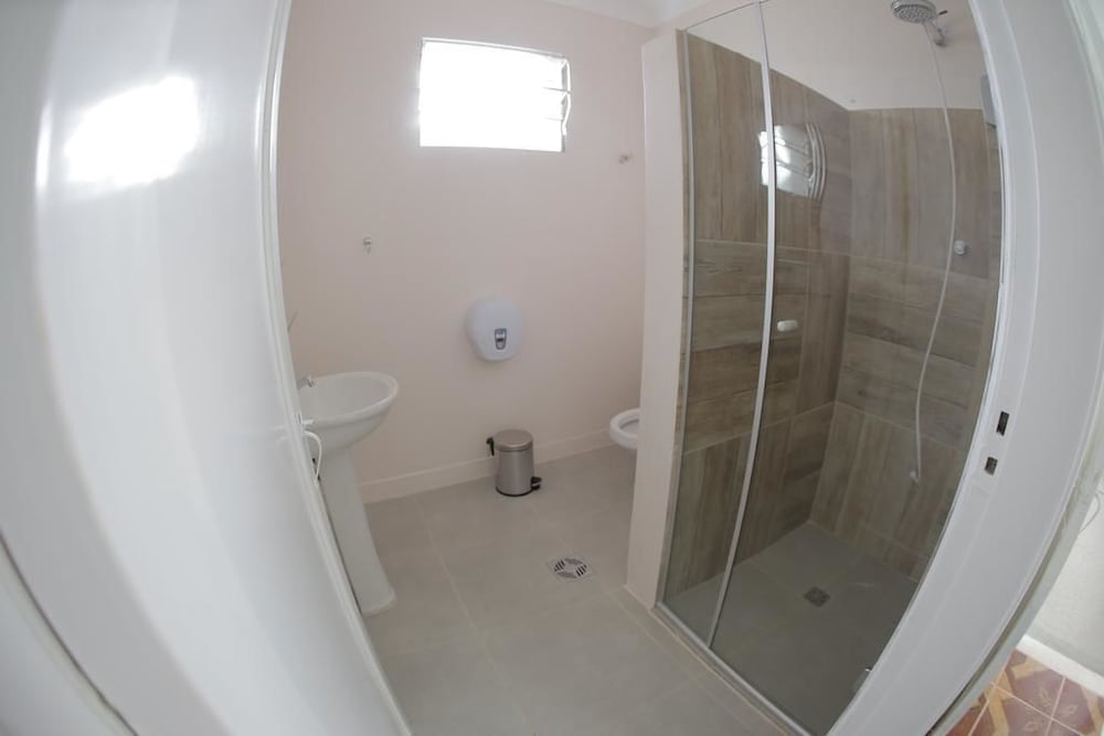 Фото Pousada e Hostel Aqui