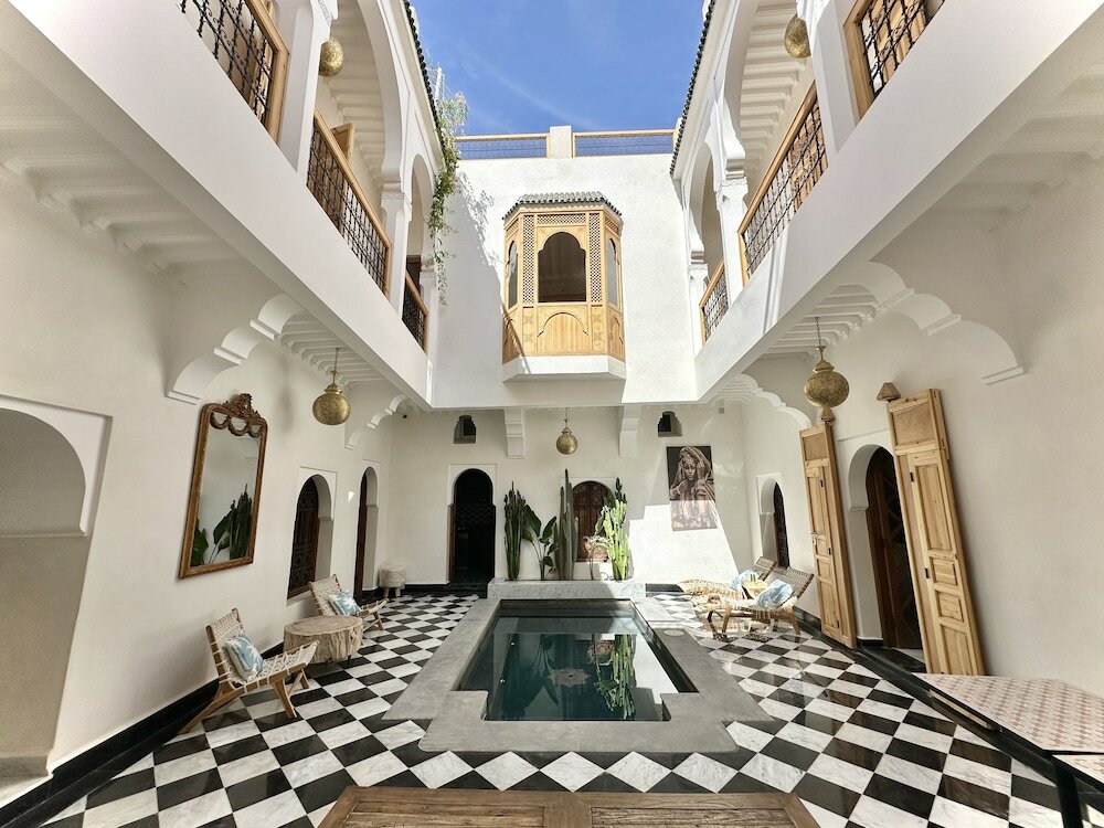 Фото Riad LallaBaya