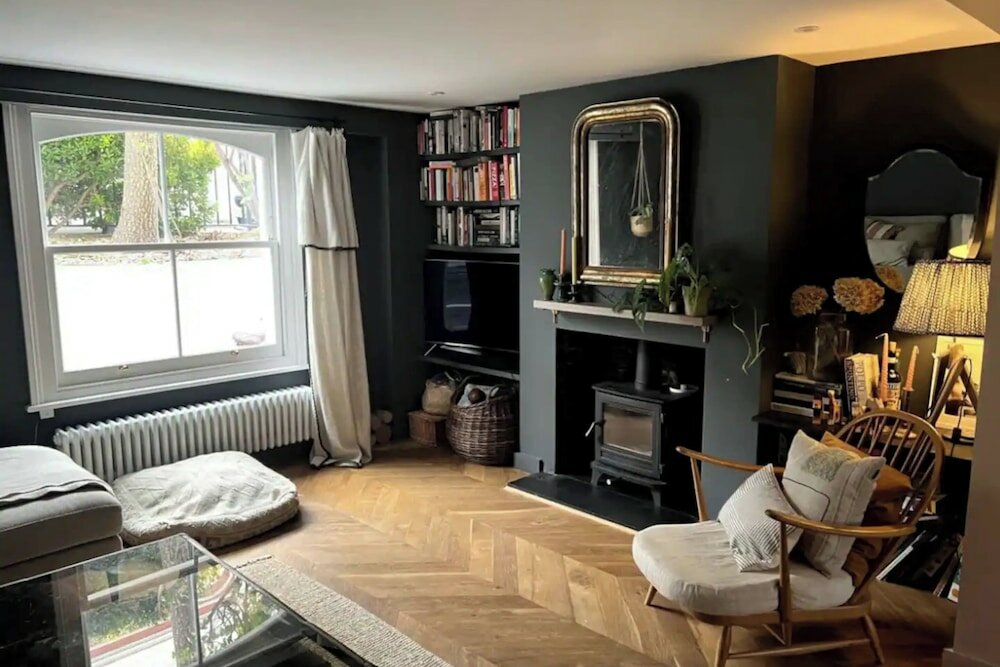 Фото Lovely 3bd Victorian Townhouse W/garden - Brixton!