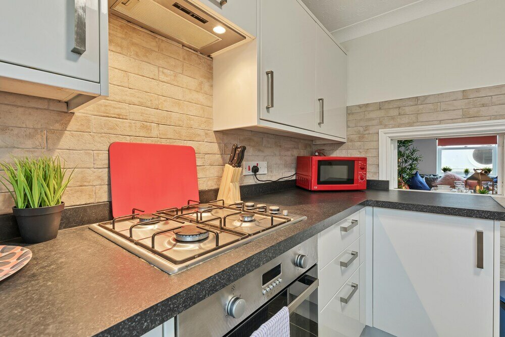 Фото Seabright Townhouse by My Getaways Parking for one car