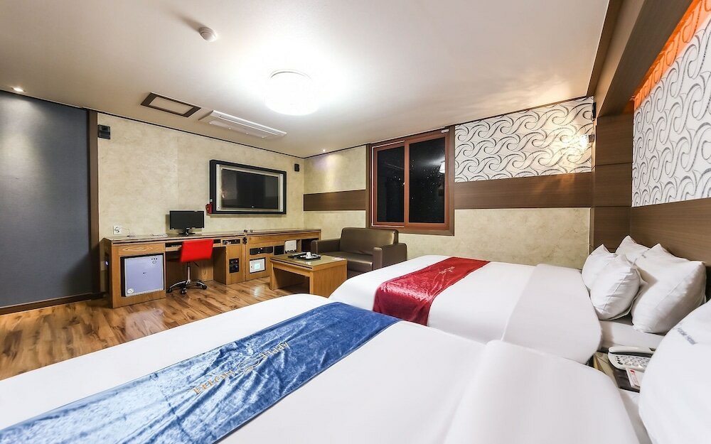 Фото Yeosu Apple Hotel