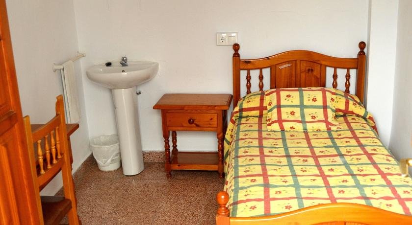 Фото Pensión Ronda Sol