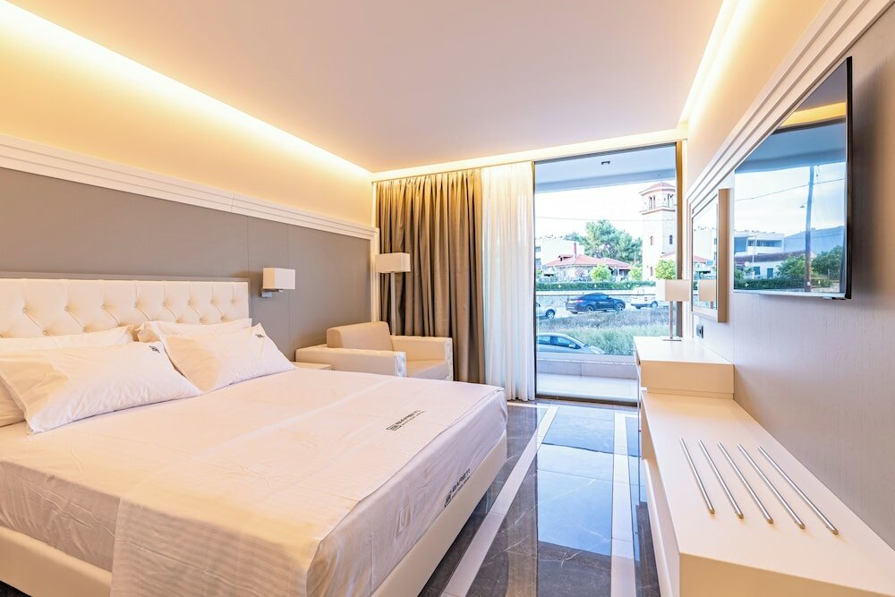 Фото Bareti Boutique Hotel