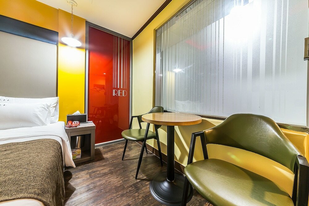 Фото Bucheon Red