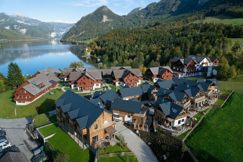 Гостиница Mondi Chalets am Grundlsee