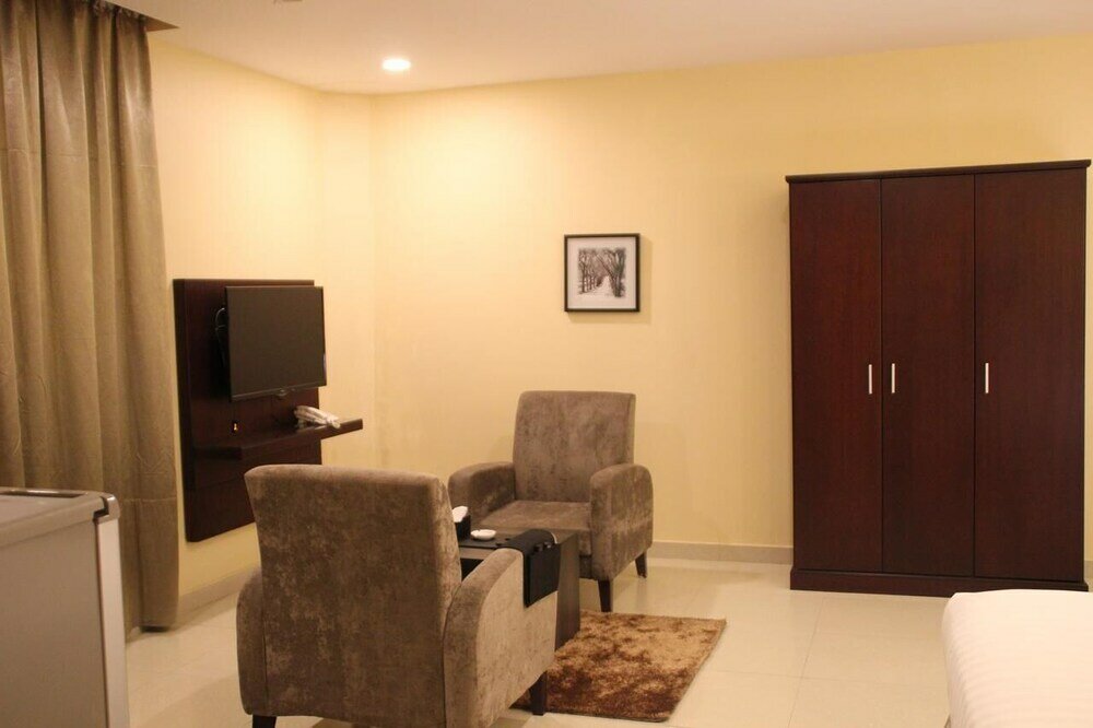 Фото Marahel Kharj Aparthotel 3