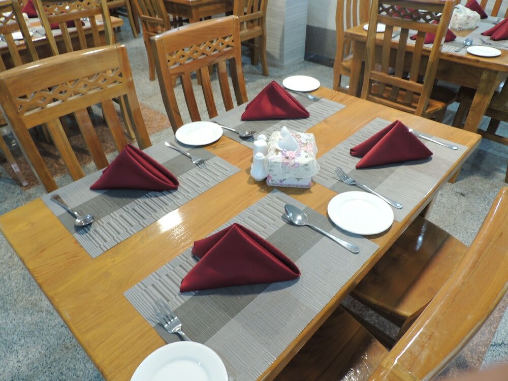 Фото Hotel San Taw Win