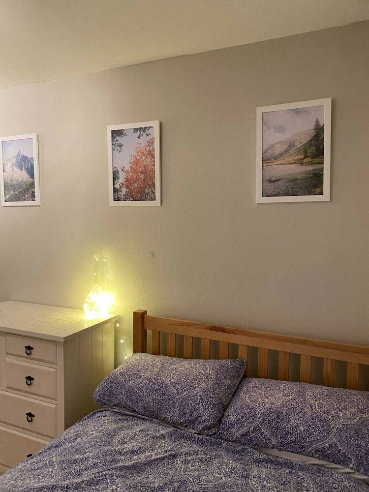 Фото Homely 1 Bedroom Apartment in South East London