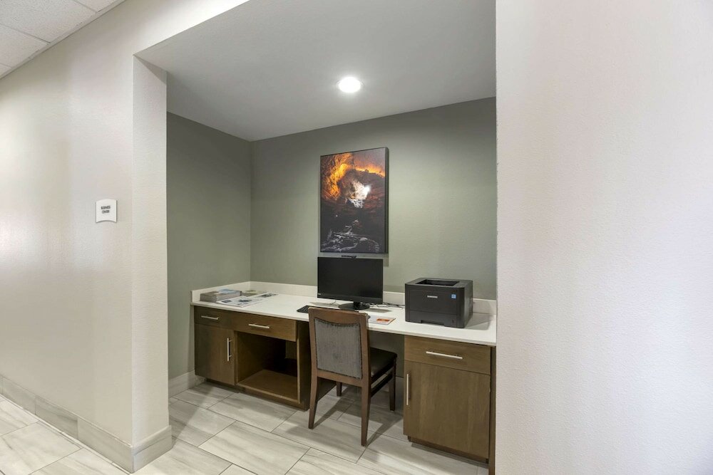 Фото Quality Inn & Suites Carlsbad Caverns Area