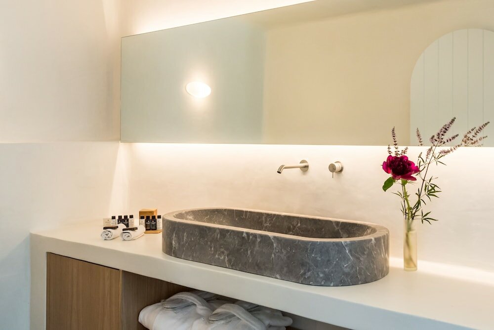 Фото Chelidonia Luxury Suites - Adults Only