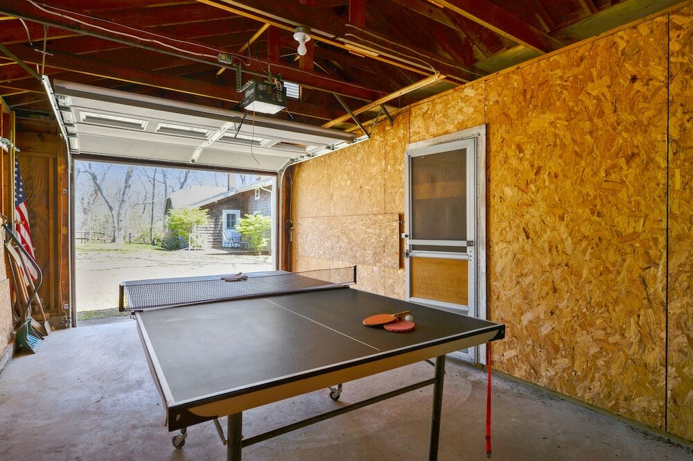 Фото Oak Bluffs 3-Bed Cottage, Walk to Town