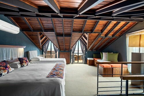 Гостиница The Green Goose Hotel в Датче