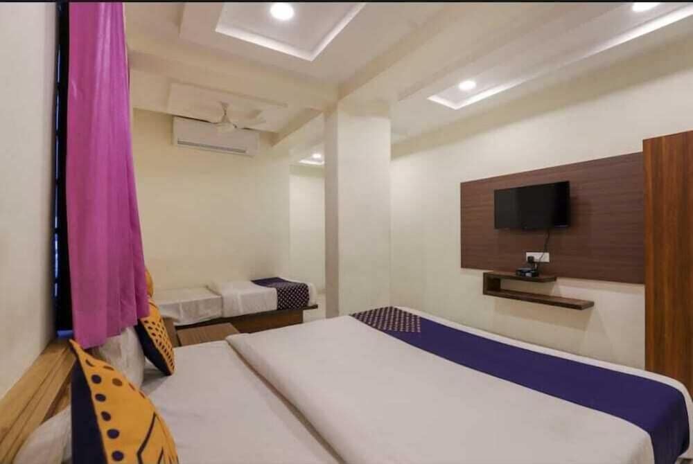 Фото Everest Hotel