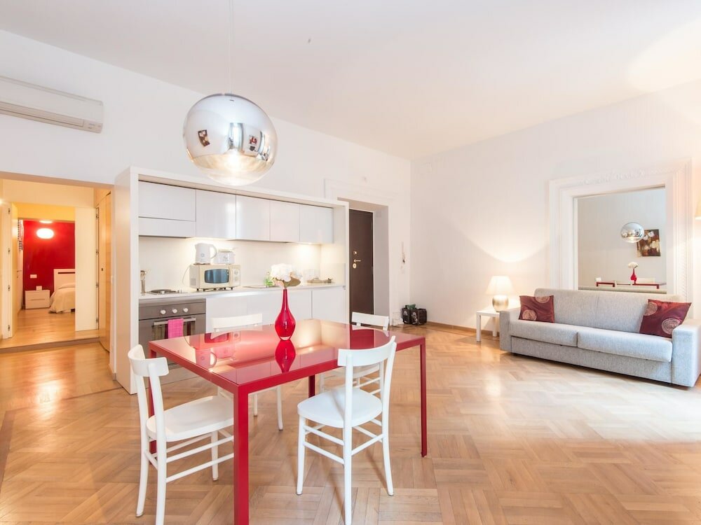 Фото Rsh Spanish Steps Luxury One Bedroom C
