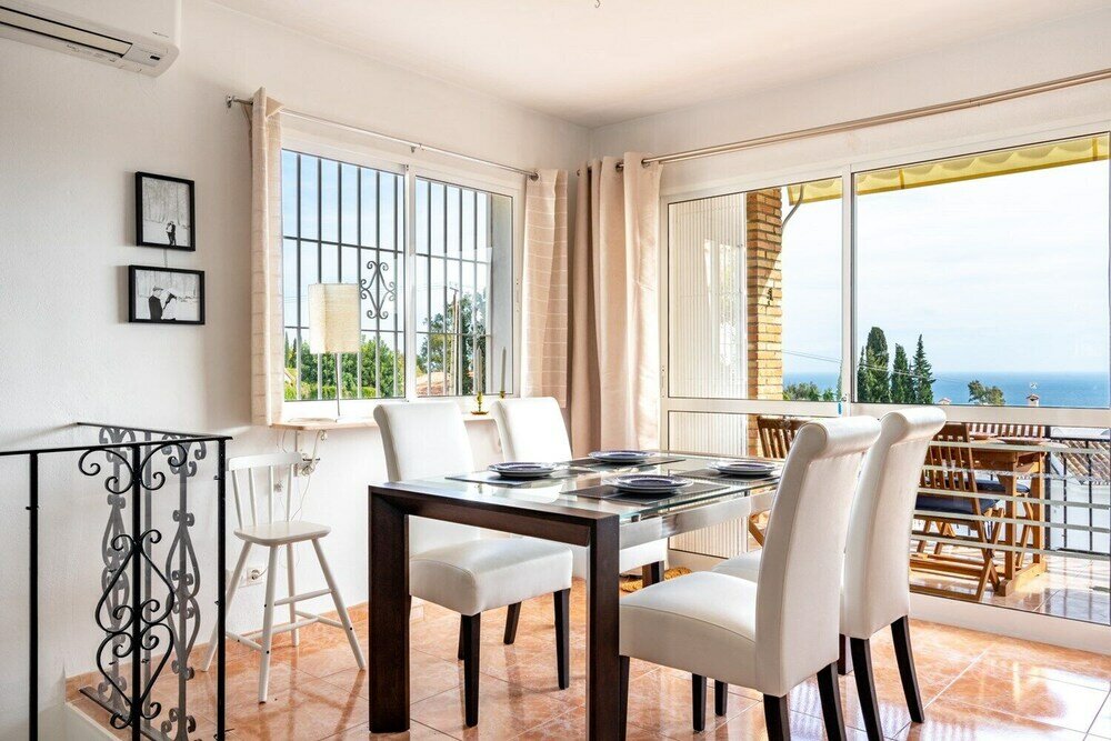 Фото Townhouse with Sea View in Benalmadena Ref 116