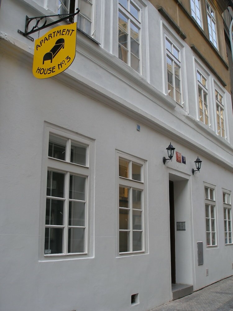 Фото Mila Apartments