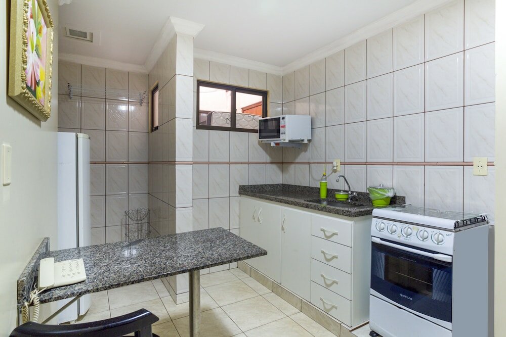 Фото Oyo Hotel VIA Universitária, Maracanã