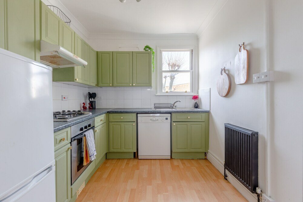 Фото Spacious 3 Bedroom Flat in Brixton